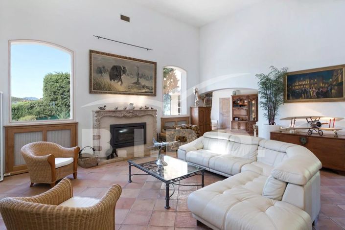 Image No.6-Maison de 5 chambres à vendre à Saint-Raphael