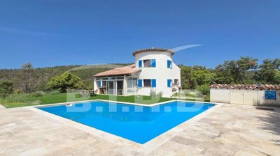 Maison de 4 chambres à vendre à Fréjus