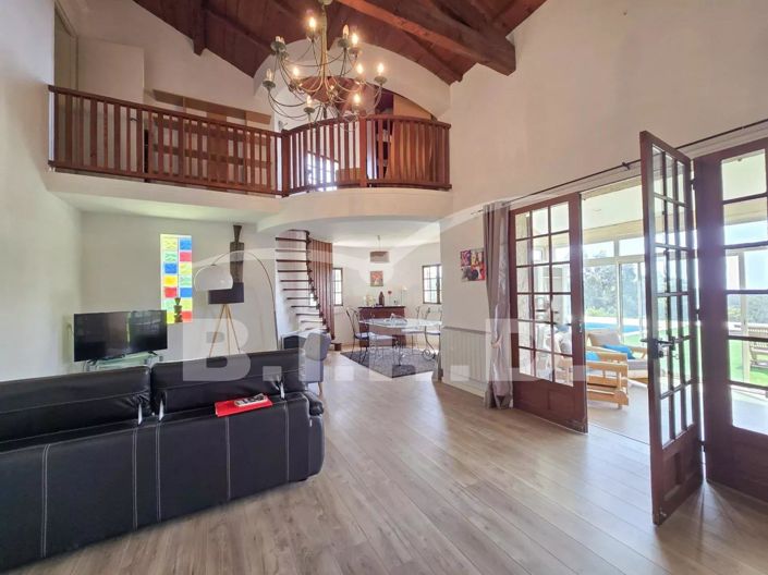 Image No.10-Maison de 4 chambres à vendre à Fréjus