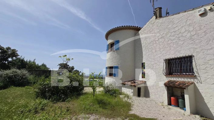 Image No.8-Maison de 4 chambres à vendre à Fréjus