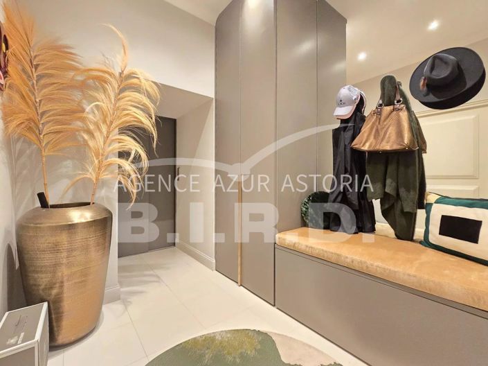 Image No.10-Appartement de 4 chambres à vendre à Saint-Raphael