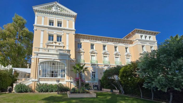 Image No.11-4 Bed Apartment for sale