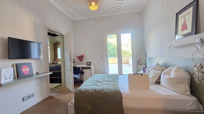 Image No.16-4 Bed Apartment for sale