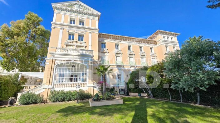 Image No.20-Appartement de 4 chambres à vendre à Saint-Raphael