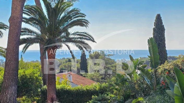 Image No.6-Appartement de 4 chambres à vendre à Saint-Raphael