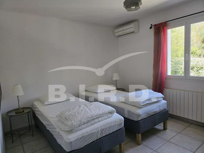 Image No.15-3 Bed House for sale