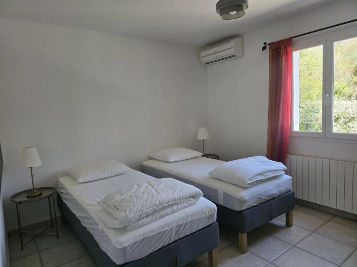 Image No.15-3 Bed House for sale