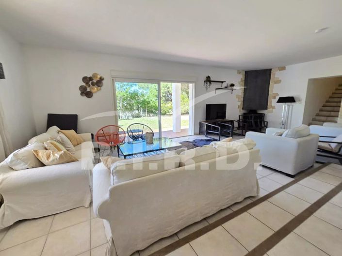 Image No.22-3 Bed House for sale