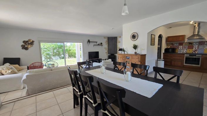 Image No.9-3 Bed House for sale