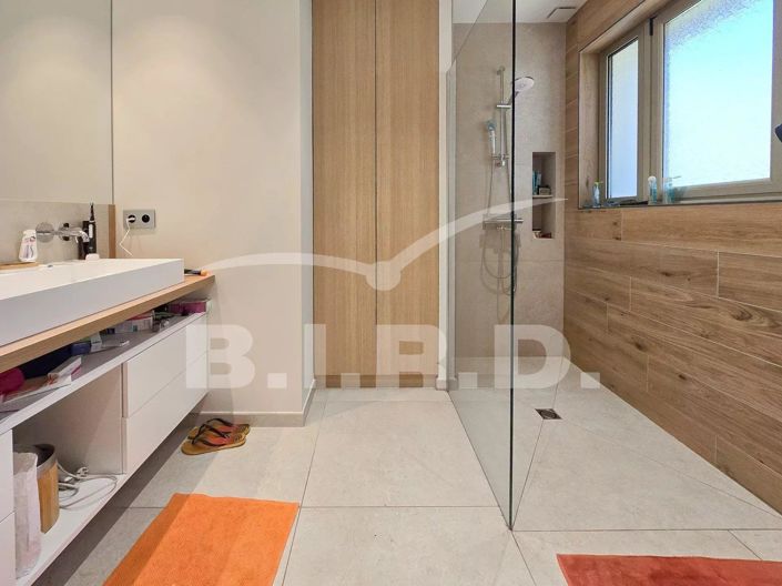 Image No.10-Maison de 6 chambres à vendre à Saint-Raphael