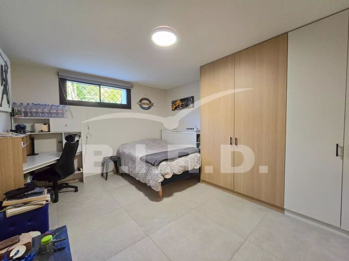 Image No.18-Maison de 6 chambres à vendre à Saint-Raphael