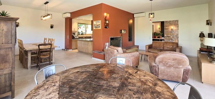 Image No.4-6 Bed House for sale