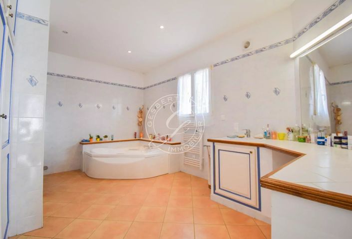 Image No.18-Maison de 5 chambres à vendre à Salernes