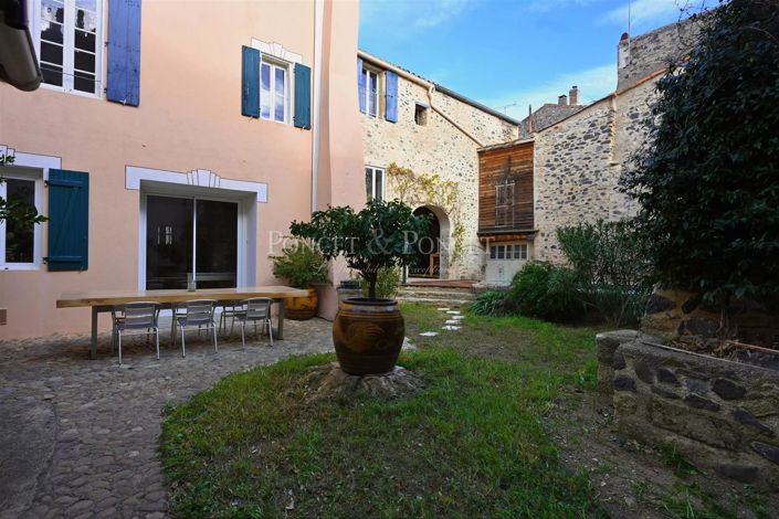 Image No.2-6 Bed House for sale