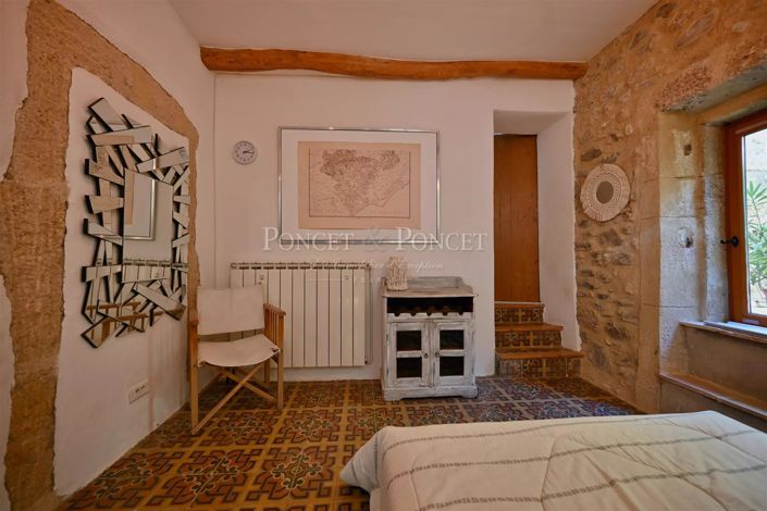 Image No.22-6 Bed House for sale