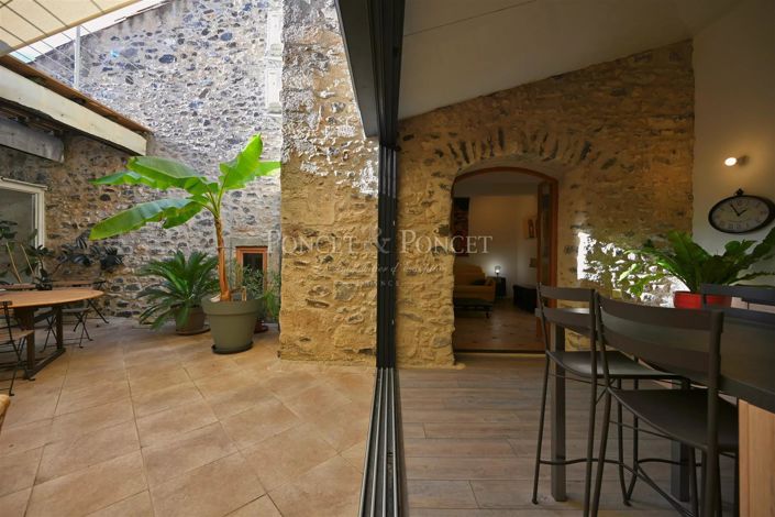 Image No.26-6 Bed House for sale