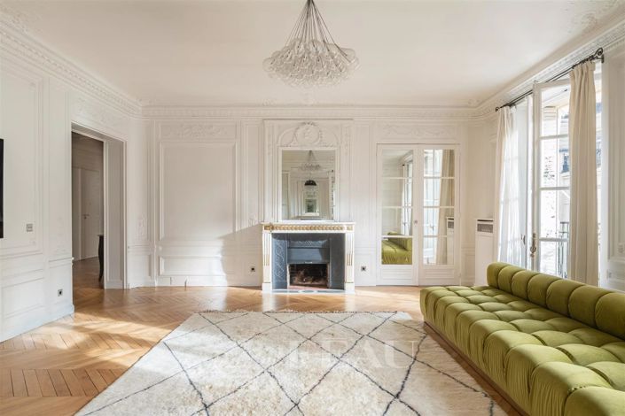 Image No.2-4 Bed Apartment for sale