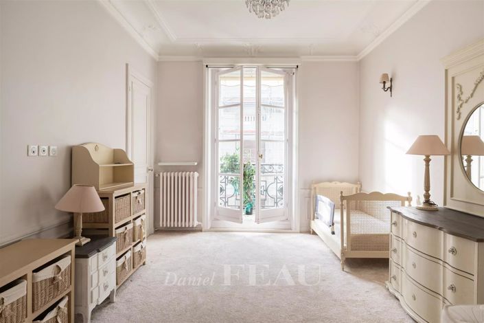 Image No.21-4 Bed Apartment for sale