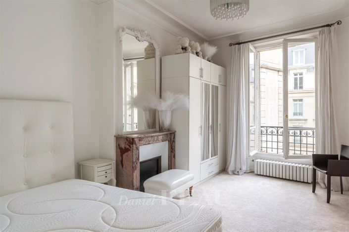 Image No.23-4 Bed Apartment for sale