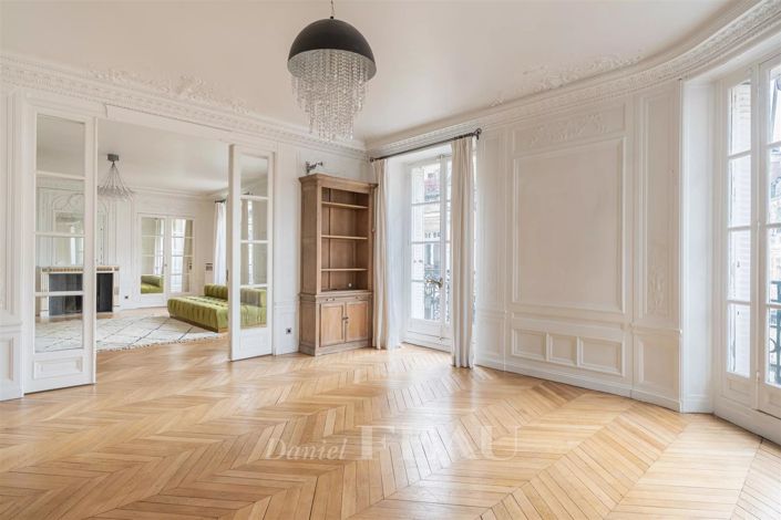 Image No.24-4 Bed Apartment for sale