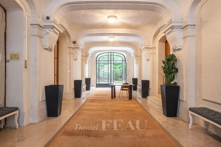 Image No.28-4 Bed Apartment for sale