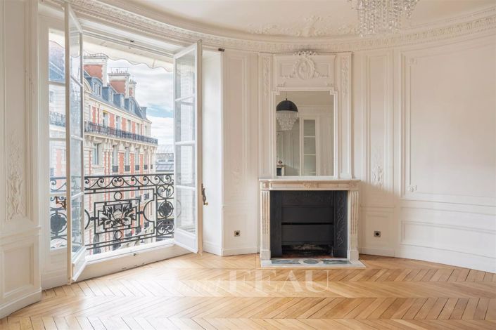 Image No.4-4 Bed Apartment for sale