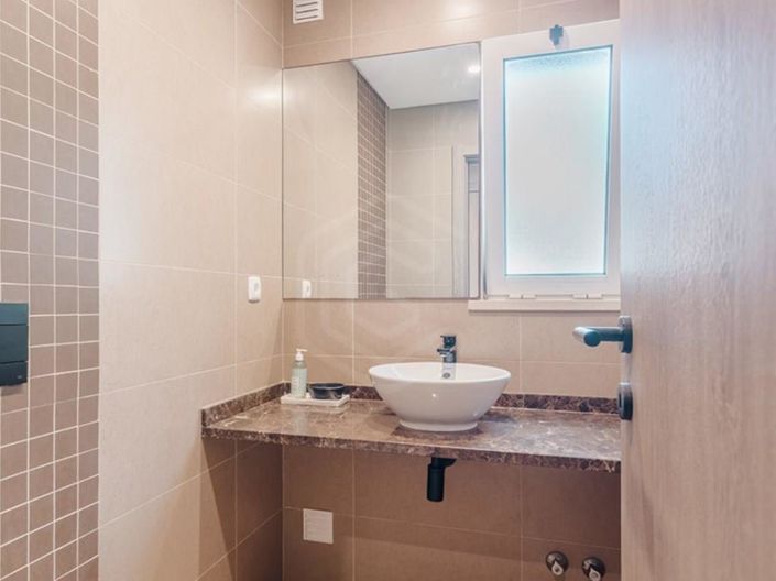 Image No.21-2 Bed House for sale