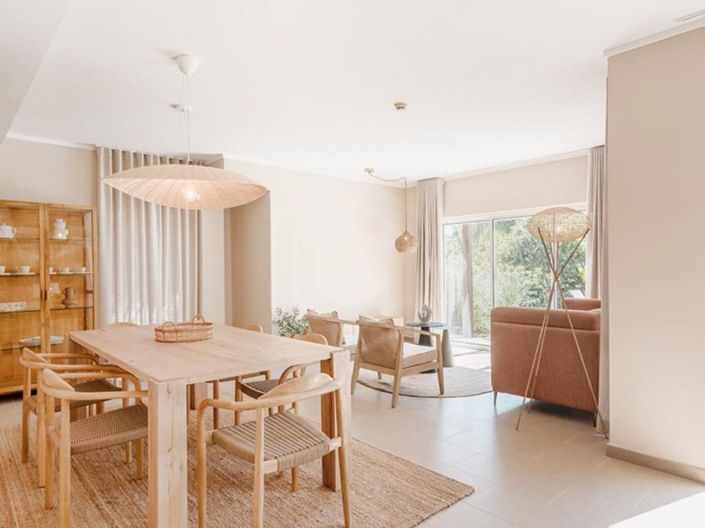 Image No.3-2 Bed House for sale