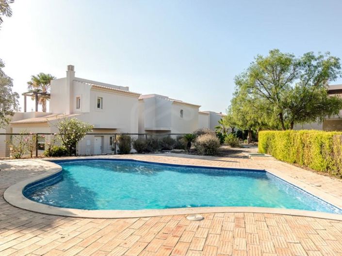 Image No.4-2 Bed House for sale