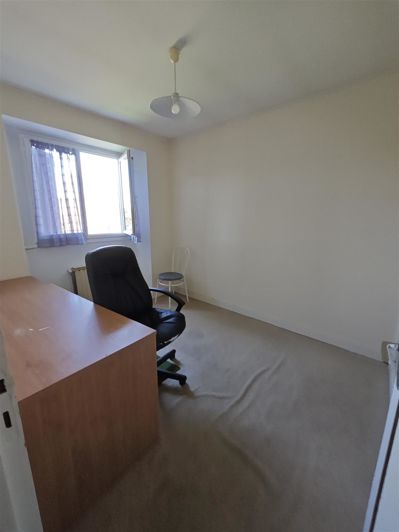 Image No.10-3 Bed House for sale