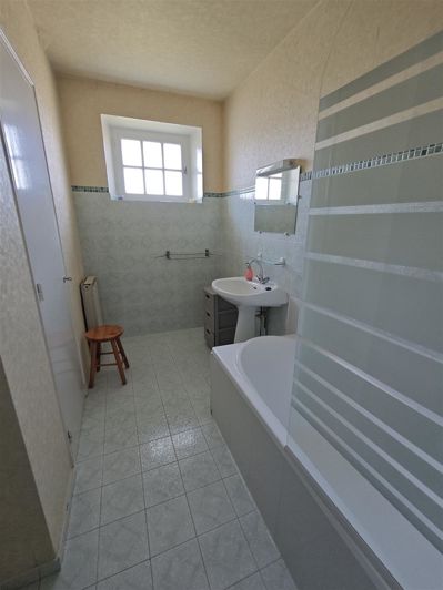 Image No.9-3 Bed House for sale