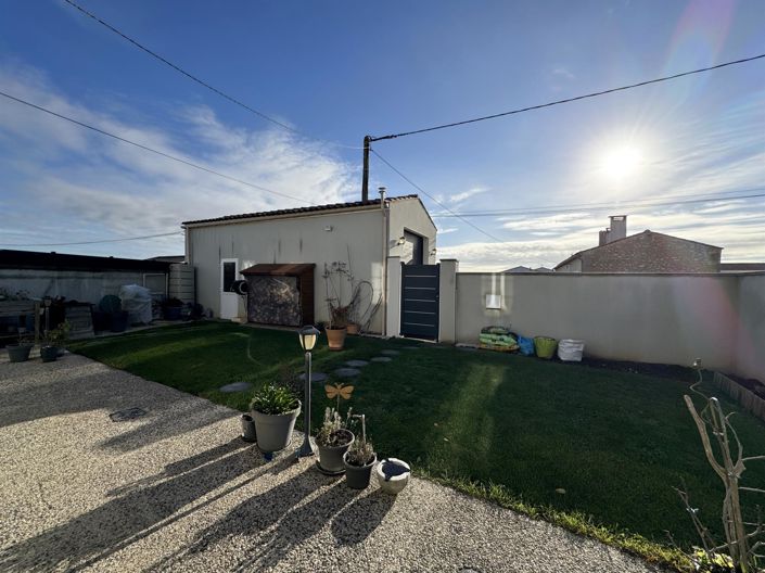 Image No.12-4 Bed House for sale