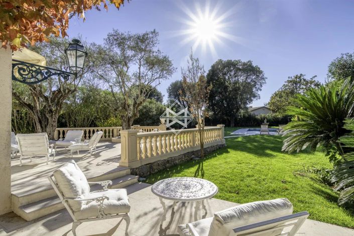 Image No.4-5 Bed House for sale