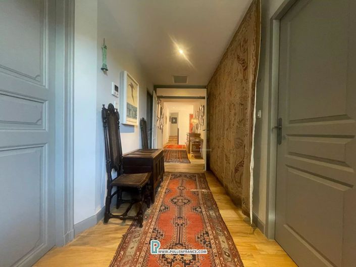 Image No.25-House for sale