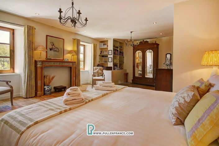 Image No.26-House for sale