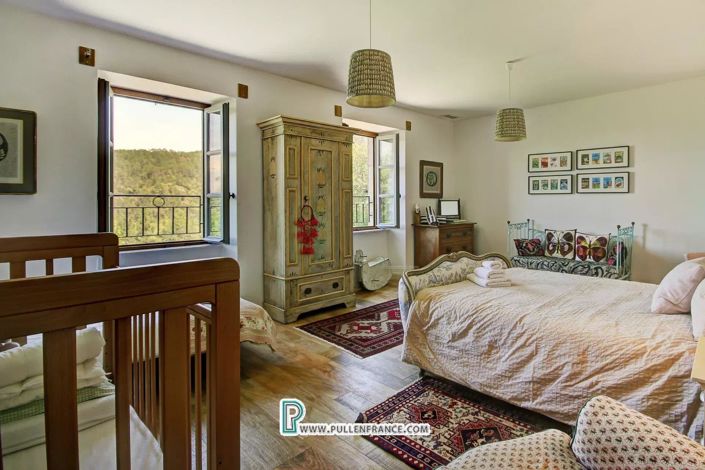 Image No.30-House for sale