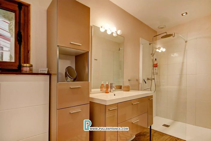 Image No.33-House for sale