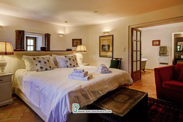 Image No.35-House for sale