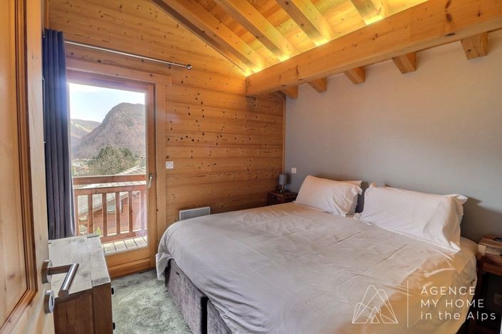 Image No.21-5 Bed House for sale