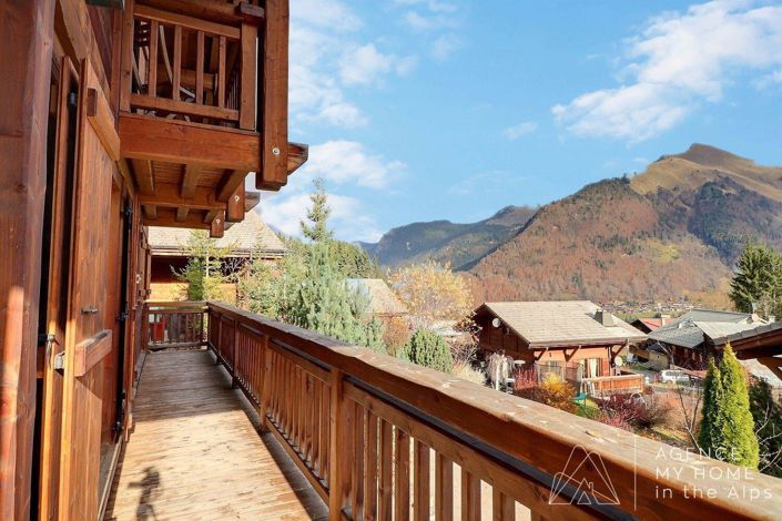 Image No.25-5 Bed House for sale