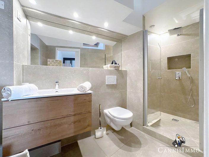 Image No.12-Maison de 5 chambres à vendre à Cannes