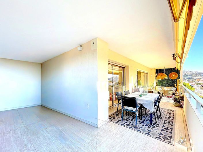 Image No.17-4 Bed Apartment for sale