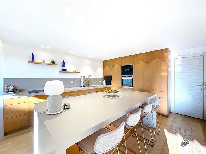 Image No.9-4 Bed Apartment for sale