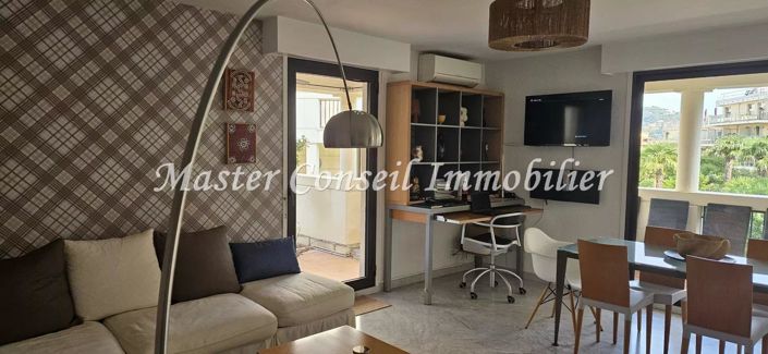 Image No.5-Appartement de 2 chambres à vendre à Cannes