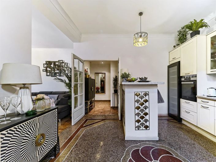 Image No.3-Appartement de 2 chambres à vendre à Cannes