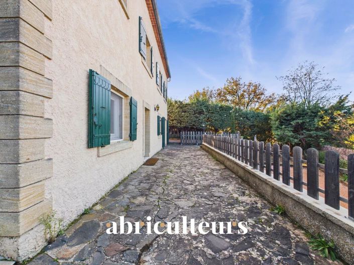 Image No.33-5 Bed House for sale