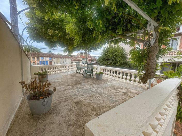 Image No.31-5 Bed House for sale