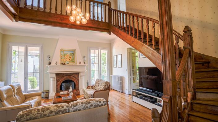 Image No.5-5 Bed House for sale