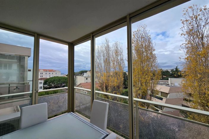 Image No.6-Apartment for sale