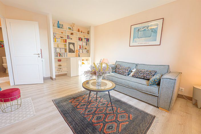 Image No.22-5 Bed House for sale